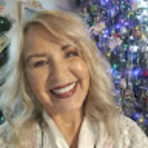 Meet your Posher, Angie